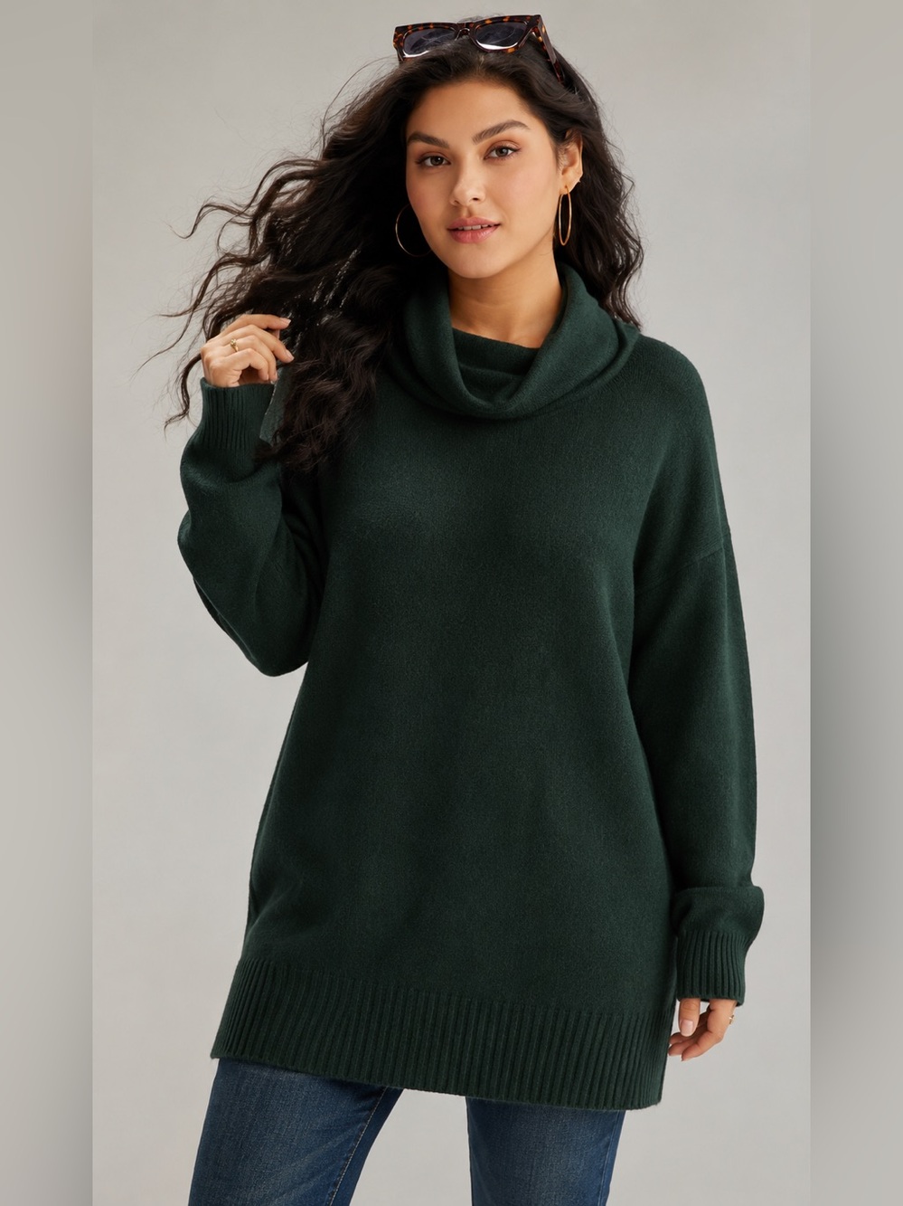 🩷. 2020. 🟰. BloomChic Navy Cowl Neck Sweater